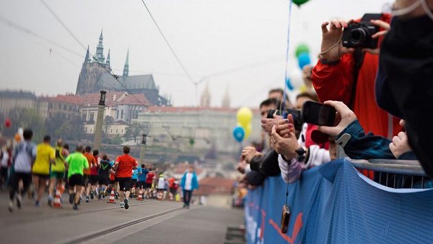 Volkswagen Maraton Praha se blíží, už jen hodiny chybí do startu 21. ročníku. Volkswagen Maraton Praha se blíží, už jen hodiny chybí do startu 21. ročníku.
