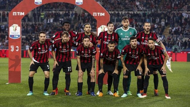 Fotbalisté AC Milán nebudou hrát v příštím ročníku Evropské ligy. Fotbalisté AC Milán nebudou hrát v příštím ročníku Evropské ligy.