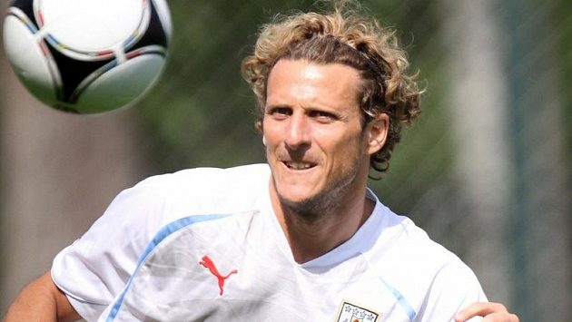 Uruguayský kanonýr Diego Forlán Uruguayský kanonýr Diego Forlán