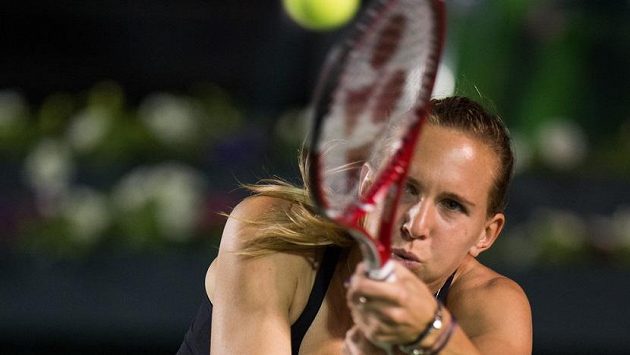 Nicole Vaidišová v utkání s Anou Ivanovičovou Nicole Vaidišová v utkání s Anou Ivanovičovou