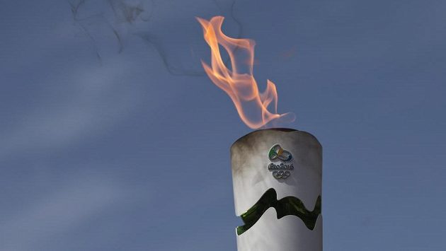 Olympijský oheň v Riu de Janeiro nebude po dobu srpnových her hořet tradičně na stadiónu, ale v centru města. Olympijský oheň v Riu de Janeiro nebude po dobu srpnových her hořet tradičně na stadiónu, ale v centru města.