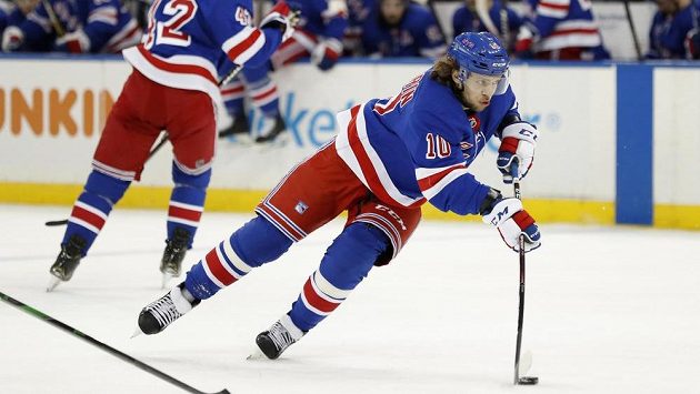 Ruský hokejový útočník Artěmij Panarin z New York Rangers se nezúčastní kvůli zranění víkendového Utkání hvězd NHL. Ruský hokejový útočník Artěmij Panarin z New York Rangers se nezúčastní kvůli zranění víkendového Utkání hvězd NHL.