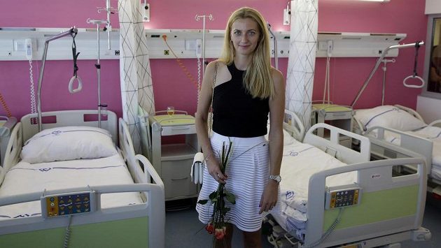 Tenistka Petra Kvitová otevřela novou dětskou lůžkovou rehabilitaci v nemocnici Motol. Tenistka Petra Kvitová otevřela novou dětskou lůžkovou rehabilitaci v nemocnici Motol.