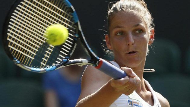 Karolína Plíšková se s letošním Wimbledonem rozloučila nečekaně brzy. Karolína Plíšková se s letošním Wimbledonem rozloučila nečekaně brzy.