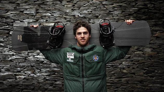 Španělský snowboardista Lucas Eguibar. Španělský snowboardista Lucas Eguibar.