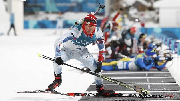 Michal Krčmář odjíždí ze střelecké položky během olympijského stíhacího závodu. Michal Krčmář odjíždí ze střelecké položky během olympijského stíhacího závodu.