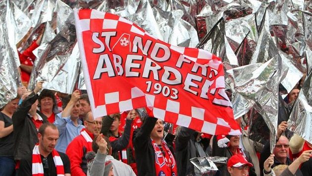 Krvavou předehru mělo pro fanoušky skotského Aberdeenu utkání Evropské ligy (ilustrační foto). Krvavou předehru mělo pro fanoušky skotského Aberdeenu utkání Evropské ligy (ilustrační foto).