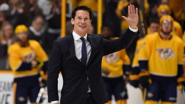 Anaheim slavnostně vyřadí dres své někdejší opory a člena Síně slávy NHL Paula Kariyi Anaheim slavnostně vyřadí dres své někdejší opory a člena Síně slávy NHL Paula Kariyi
