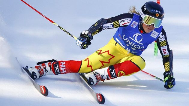 Kanaďanka Marie-Pier Prefontaineová na trati obřího slalomu v Lienzu. Kanaďanka Marie-Pier Prefontaineová na trati obřího slalomu v Lienzu.