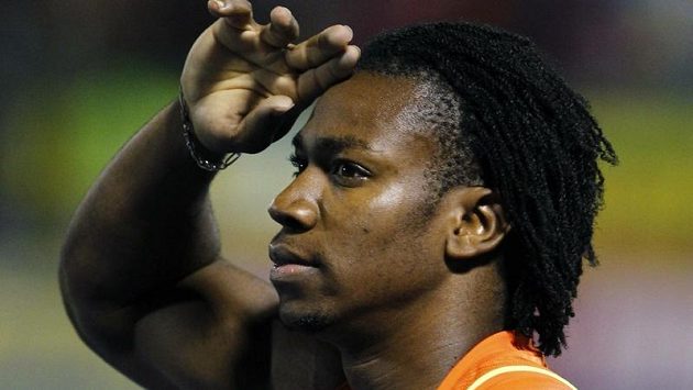 Jamajský sprinter Yohan Blake po proběhnutí cílem. Jamajský sprinter Yohan Blake po proběhnutí cílem.