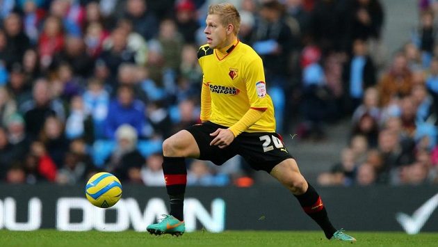 Matěj Vydra (ještě v dresu Watfordu) je na fotbalovém trhu hodně lákavým zbožím. Matěj Vydra (ještě v dresu Watfordu) je na fotbalovém trhu hodně lákavým zbožím.