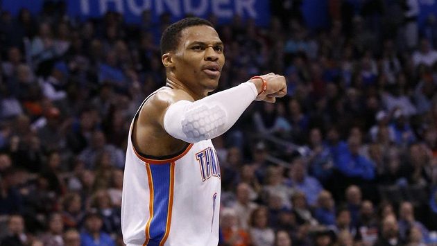 Russell Westbrook během utkání s Denverem Russell Westbrook během utkání s Denverem