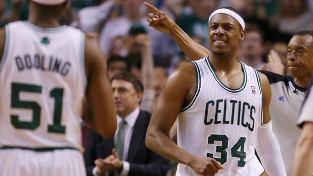 Radující se opora Bostonu Paul Pierce. Radující se opora Bostonu Paul Pierce.
