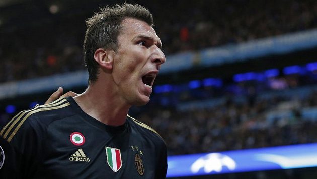 Útočník Juventusu Mario Mandžukič. Útočník Juventusu Mario Mandžukič.