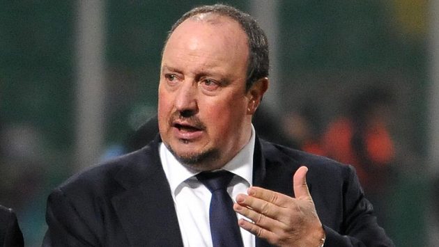 Neapolský trenér Rafael Benítez po zápase v Palermu. Neapolský trenér Rafael Benítez po zápase v Palermu.