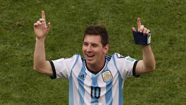 Lionel Messi mohl slavit postup. Lionel Messi mohl slavit postup.