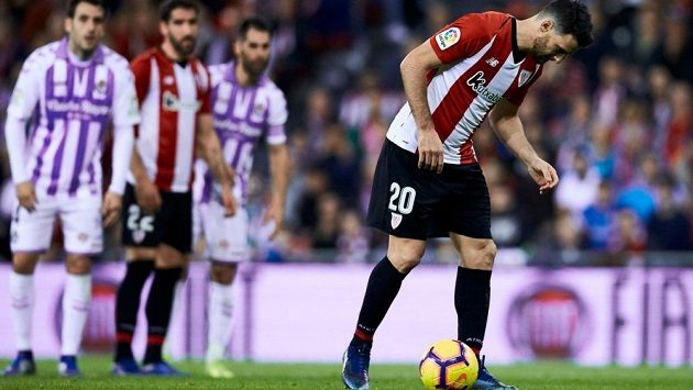 Aritz Aduriz z Bilbaa a jeho senzační penalta ve španělské lize. Aritz Aduriz z Bilbaa a jeho senzační penalta ve španělské lize.