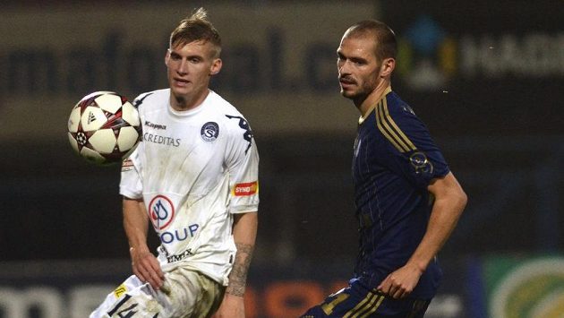 Matěj Biolek ze Slovácka (vlevo) a olomoucký Michal Vepřek. Matěj Biolek ze Slovácka (vlevo) a olomoucký Michal Vepřek.