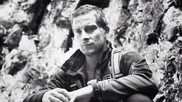 Bear Grylls to má rád divoké. Bear Grylls to má rád divoké.