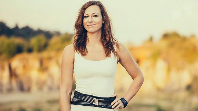 Gabriela Novotná překonala těžké zranění i finační náročnost Rallye Dakar a splni si životní sen. Gabriela Novotná překonala těžké zranění i finační náročnost Rallye Dakar a splni si životní sen.