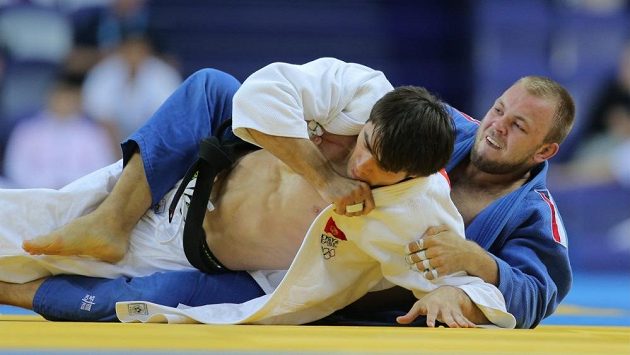 Alexandr Jurečka (vpravo) reprezentoval Českou republiku v judu. Alexandr Jurečka (vpravo) reprezentoval Českou republiku v judu.