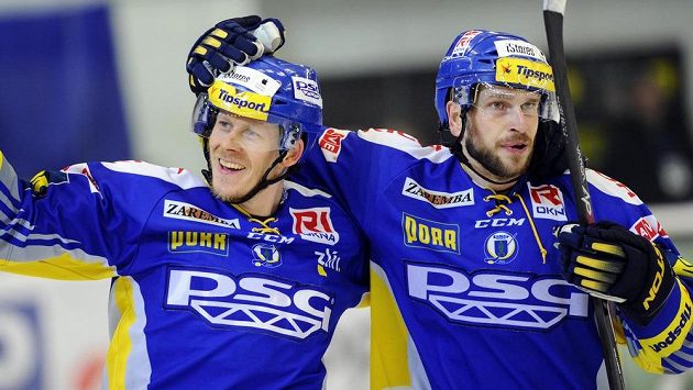 Ondřej Veselý (vpravo) v nejbližších dvou zápasech Zlínu nepomůže. Ondřej Veselý (vpravo) v nejbližších dvou zápasech Zlínu nepomůže.
