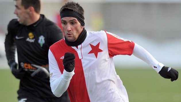 Martin Fenin v sešívaném dresu. Martin Fenin v sešívaném dresu.