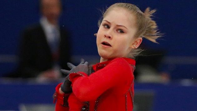Krasobruslařka Julia Lipnická bude v Soči benjamínkem ruského týmu. Krasobruslařka Julia Lipnická bude v Soči benjamínkem ruského týmu.