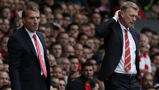 Trenér Liverpoolu Brendan Rodgers (vlevo) a kouč Manchesteru United David Moyes. Trenér Liverpoolu Brendan Rodgers (vlevo) a kouč Manchesteru United David Moyes.