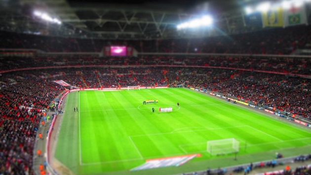 Londýnský stadión Wembley během přátelského utkání Albionu s Brazílií. Londýnský stadión Wembley během přátelského utkání Albionu s Brazílií.