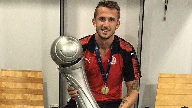 Útočník Tomáš Pekhart je v novém angažmá spokojený. Útočník Tomáš Pekhart je v novém angažmá spokojený.