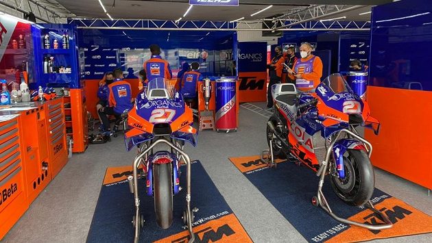 Motocykly týmu KTM Tech 3. Motocykly týmu KTM Tech 3.