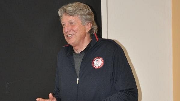 Bývalý americký výškař Richard "Dick" Fosbury. Bývalý americký výškař Richard "Dick" Fosbury.