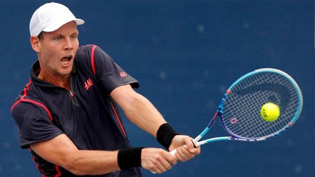 Český tenista Tomáš Berdych prohrál na turnaji v Pekingu s Pablem Cuevasem z Uruguaye. Český tenista Tomáš Berdych prohrál na turnaji v Pekingu s Pablem Cuevasem z Uruguaye.