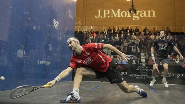 Německý squashita Simon Rösner je osmým hráčem světa. Přesto si přijede zahrát s amatéryn do Ostravy. Německý squashita Simon Rösner je osmým hráčem světa. Přesto si přijede zahrát s amatéryn do Ostravy.