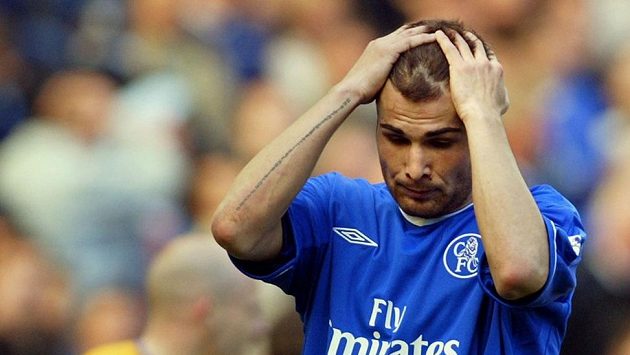 Adrian Mutu nezažíval v Chelsea šťastné chvíle. Adrian Mutu nezažíval v Chelsea šťastné chvíle.