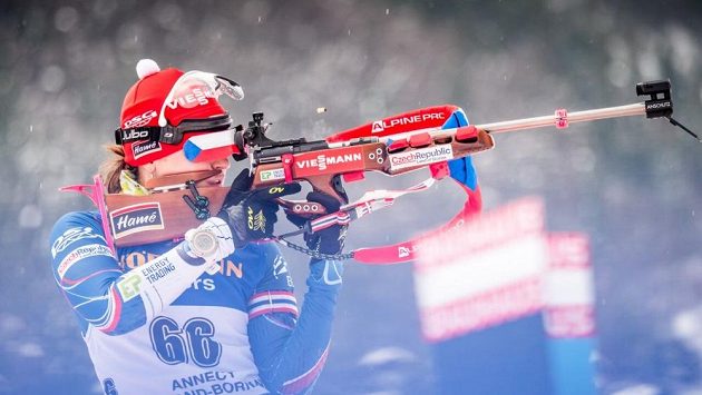 Veronika Vítková při sprintu v Annecy Veronika Vítková při sprintu v Annecy