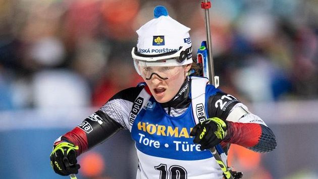 Veronika Vítková během stíhacího závodu v rámci Světového poháru v biatlonu v Novém Městě na Moravě. Veronika Vítková během stíhacího závodu v rámci Světového poháru v biatlonu v Novém Městě na Moravě.