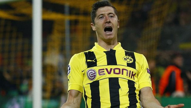 Famózní Robert Lewandowski, který svými trefami popravil slavný Real Madrid, na prodej není.. Famózní Robert Lewandowski, který svými trefami popravil slavný Real Madrid, na prodej není..