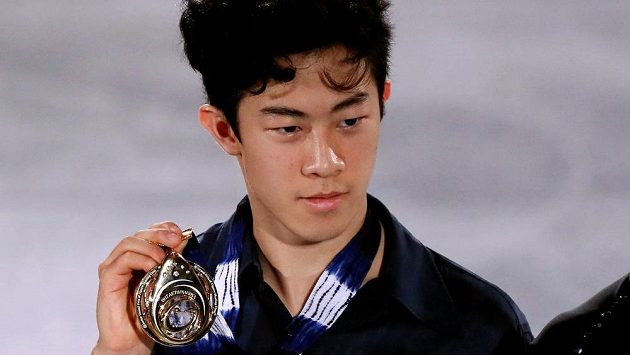 Americký krasobruslař Nathan Chen poprvé v kariéře vyhrál finále Grand Prix. Americký krasobruslař Nathan Chen poprvé v kariéře vyhrál finále Grand Prix.