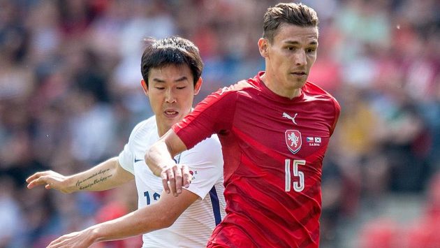 David Pavelka v dresu české reprezentace během přípravného utkání s Jižní Koreou. David Pavelka v dresu české reprezentace během přípravného utkání s Jižní Koreou.