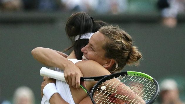 Barbora Strýcová a Sie Šu-wej z Tchaj-wanu triumfovaly ve Wimbledonu Barbora Strýcová a Sie Šu-wej z Tchaj-wanu triumfovaly ve Wimbledonu