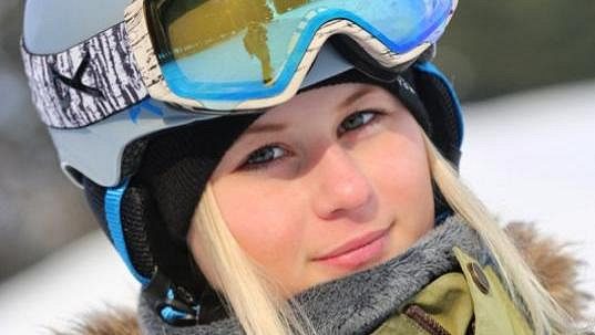Česká snowboardistka Kateřina Vojáčková. Česká snowboardistka Kateřina Vojáčková.