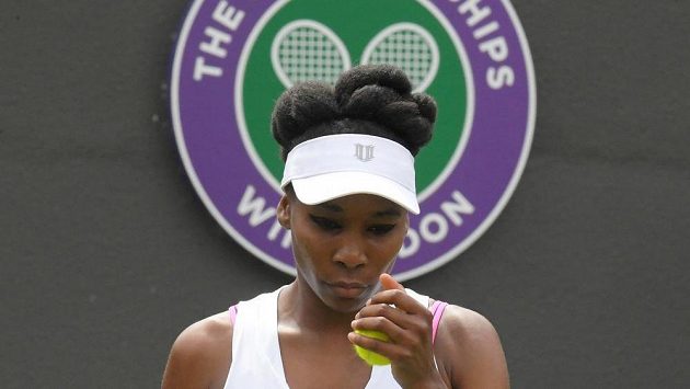 Venus Williamsová v prvním kole Wimbledonu Venus Williamsová v prvním kole Wimbledonu