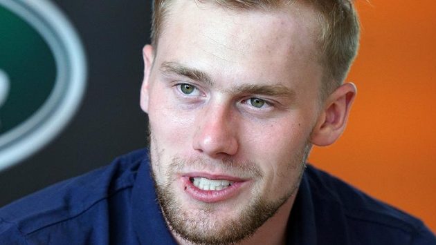 Útočník Anahaimu Jiří Sekáč. Útočník Anahaimu Jiří Sekáč.