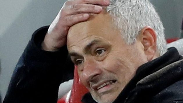 U fotbalistů Manchesteru United po dvou a půl letech skončil trenér José Mourinho. U fotbalistů Manchesteru United po dvou a půl letech skončil trenér José Mourinho.