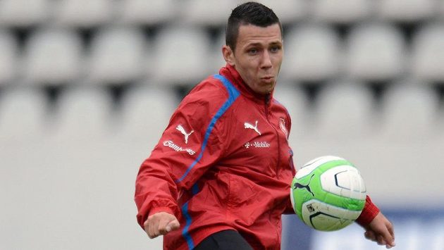 Obránce Marek Suchý na tréninku české fotbalové reprezentace. Obránce Marek Suchý na tréninku české fotbalové reprezentace.