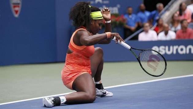 Američanka Serena Williamsová v semifinále US Open s Robertou Vinciovou z Itálie. Američanka Serena Williamsová v semifinále US Open s Robertou Vinciovou z Itálie.