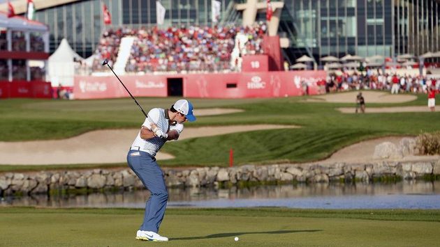 Severoirský golfista McIlroy na turnaji v Abú Zabí Severoirský golfista McIlroy na turnaji v Abú Zabí