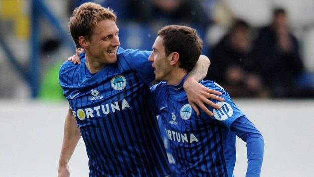 Radoslav Kováč (vlevo) a jeho liberecký spoluhráč Sergej Rybalka. Radoslav Kováč (vlevo) a jeho liberecký spoluhráč Sergej Rybalka.